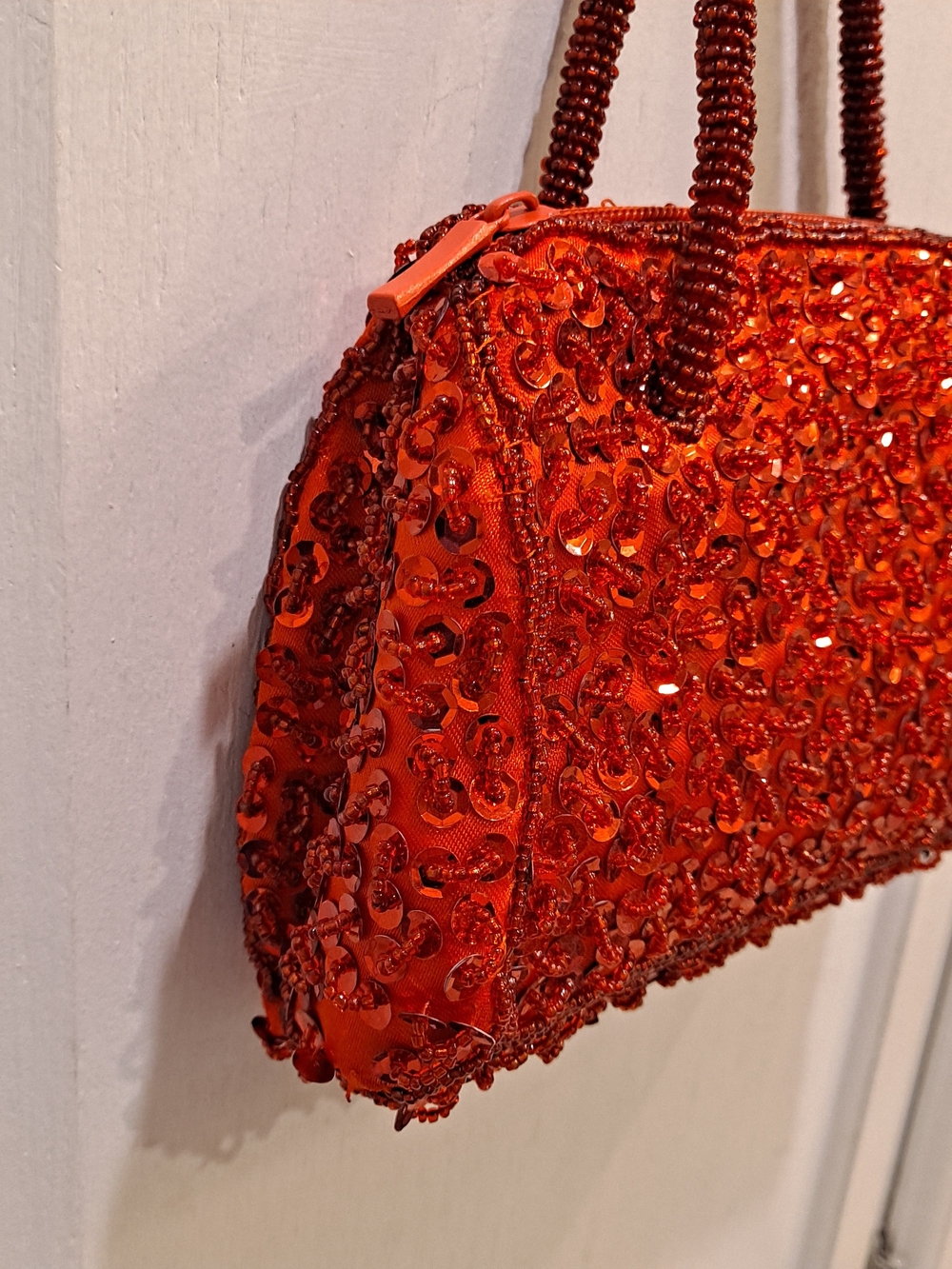 Bijoux Terner Y2k Vintage Cherry Red Sequin Quartz Beaded Mini Top-Handle Bag - Picture 5 of 14